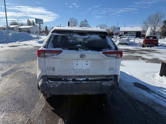 2024 Toyota RAV4 Hybrid XLE in Hawkesbury, Ontario - 4 - w1024h768px