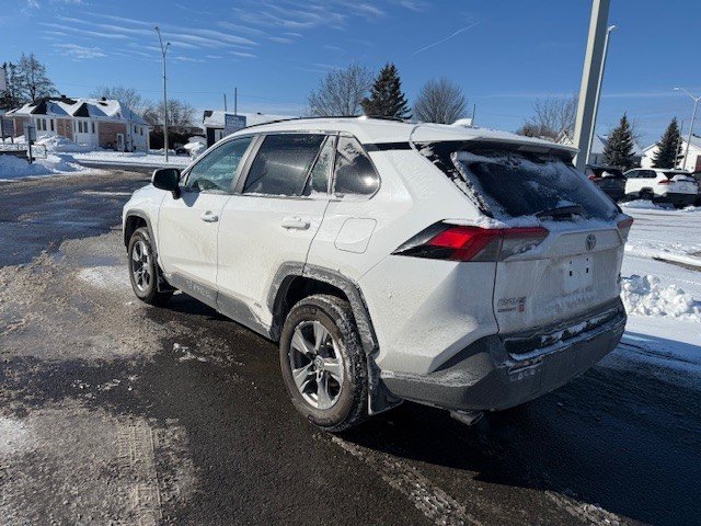 2024 Toyota RAV4 Hybrid XLE in Hawkesbury, Ontario - 3 - w1024h768px