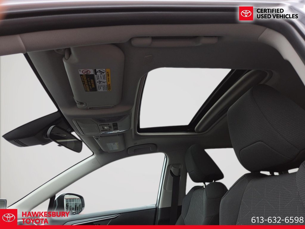 2024 Toyota RAV4 XLE AWD TOIT OUVRANT in Hawkesbury, Ontario - 18 - w1024h768px