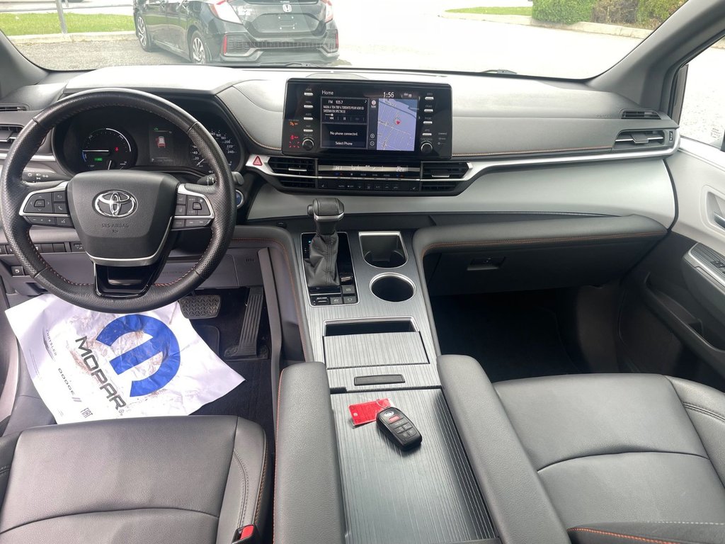 2021 Toyota Sienna XSE FWD in Hawkesbury, Ontario - 15 - w1024h768px
