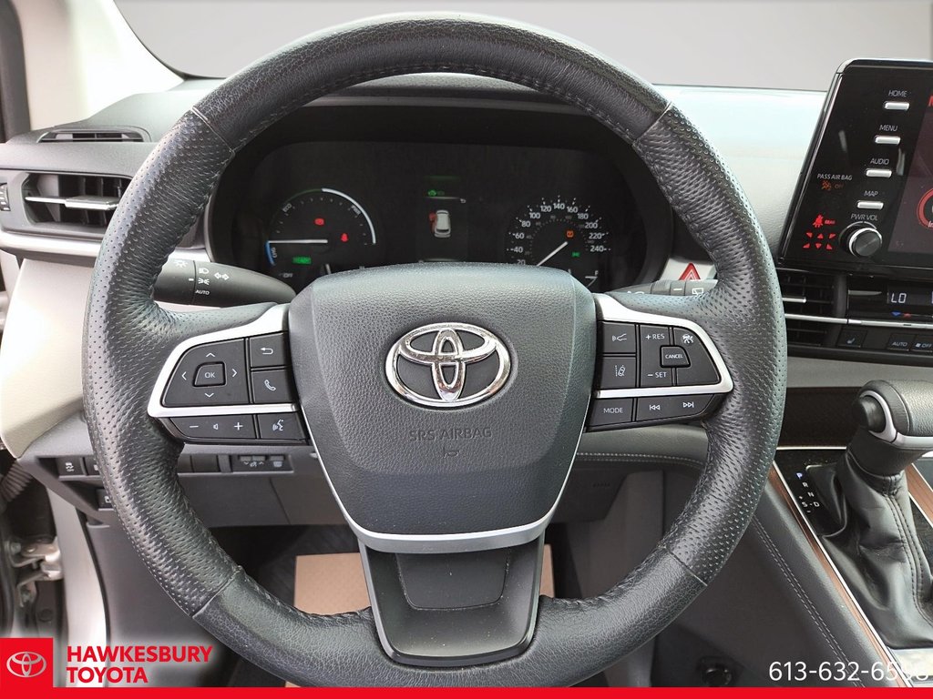 2022 Toyota Sienna XLE HYBRIDE in Hawkesbury, Ontario - 14 - w1024h768px