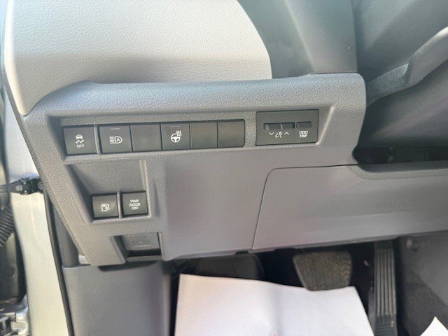 2024 Toyota Sienna XLE 8 places in Hawkesbury, Ontario - 13 - w1024h768px