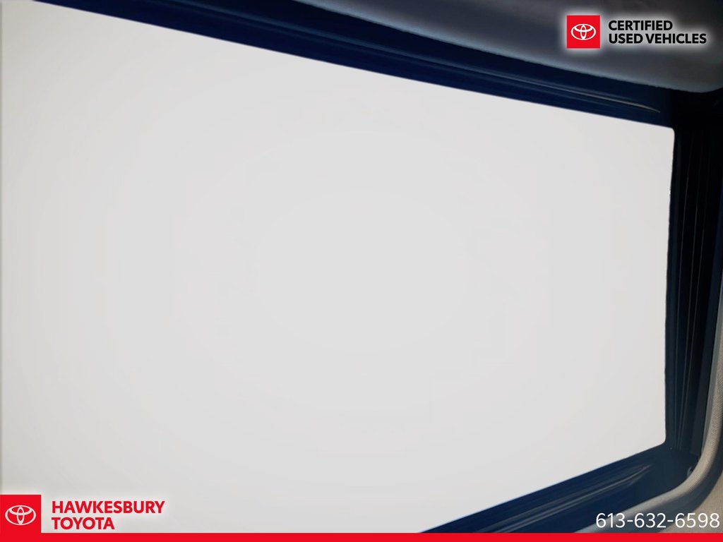 2024 Toyota Sienna AWD LIMITED in Hawkesbury, Ontario - 17 - w1024h768px