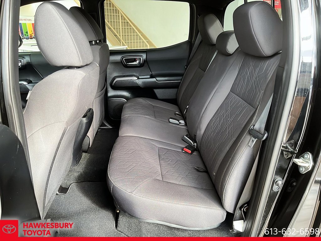 2018 Toyota Tacoma CREW CAB TRD SPORT in Hawkesbury, Ontario - 9 - w1024h768px