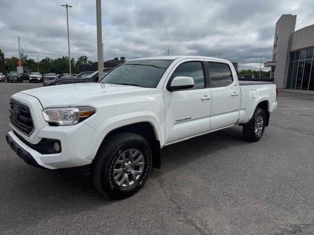 2019 Toyota Tacoma SR5 in Hawkesbury, Ontario - 1 - w1024h768px