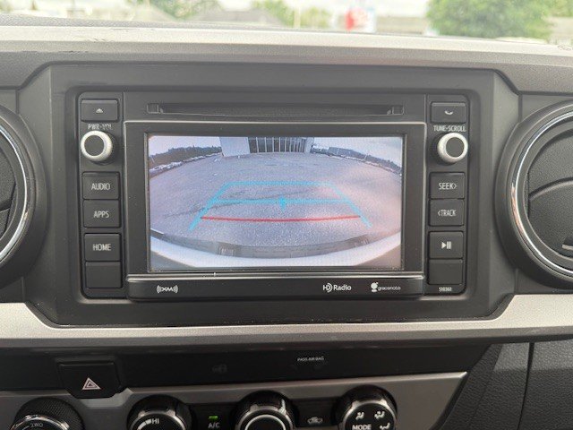 2019 Toyota Tacoma SR5 in Hawkesbury, Ontario - 16 - w1024h768px
