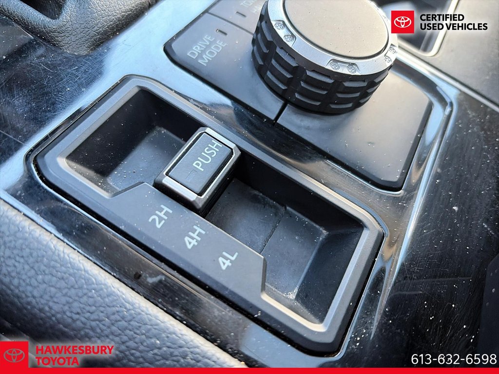 2022 Toyota Tundra Limited in Hawkesbury, Ontario - 13 - w1024h768px