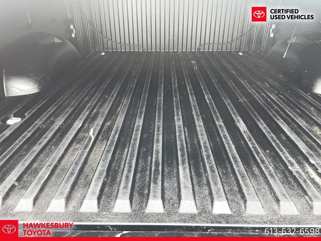 Toyota Tundra Hybrid CREWMAX LIMITED 2025 à Hawkesbury, Ontario - 19 - w1024h768px