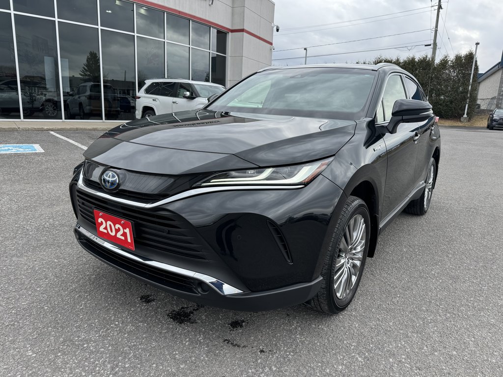 Venza XLE AWD HYBRID ONE OWNER TOYOTA CERTIFIED 2021 à Hawkesbury, Ontario - 1 - w1024h768px