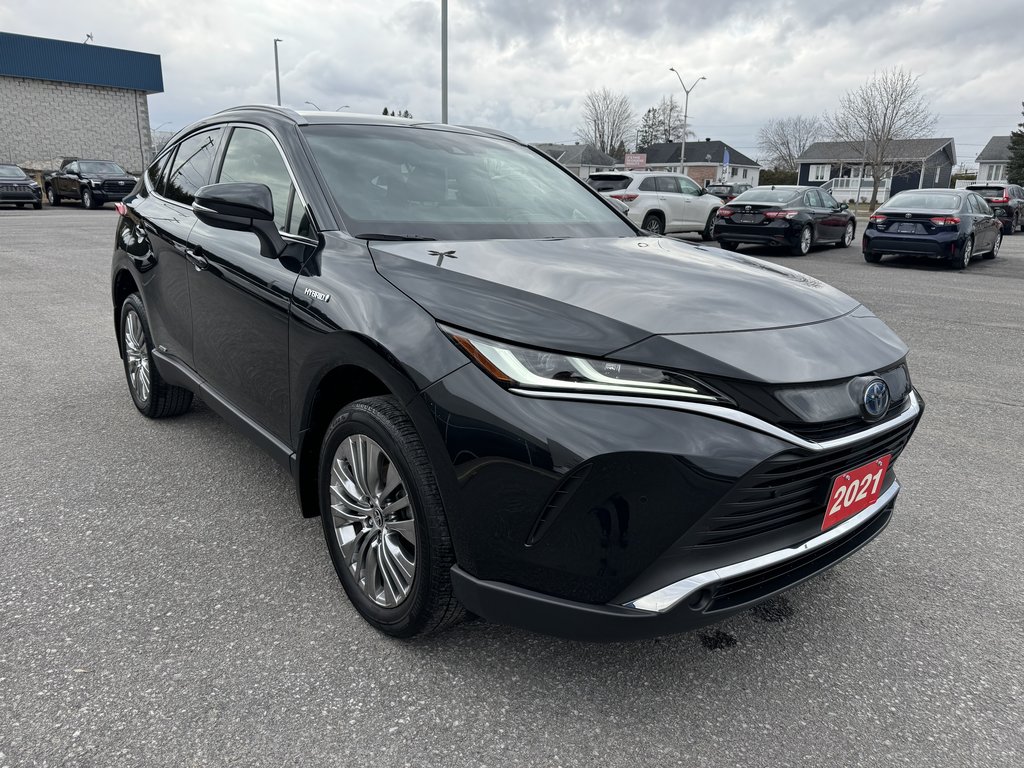 2021  Venza XLE AWD HYBRID ONE OWNER TOYOTA CERTIFIED in Hawkesbury, Ontario - 5 - w1024h768px