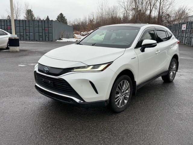 2021 Toyota Venza LIMITED in Hawkesbury, Ontario - 1 - w1024h768px