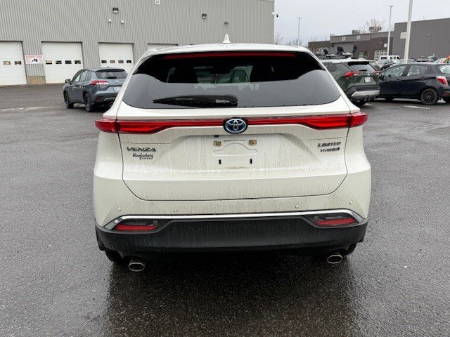 2021 Toyota Venza LIMITED in Hawkesbury, Ontario - 4 - w1024h768px