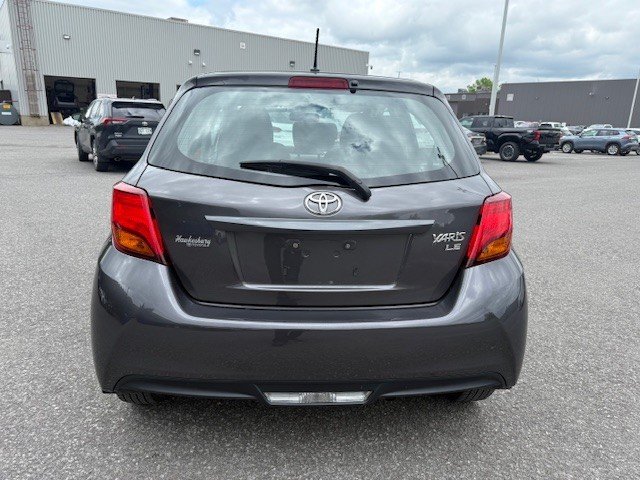 Toyota Yaris LE 2016 à Hawkesbury, Ontario - 4 - w1024h768px