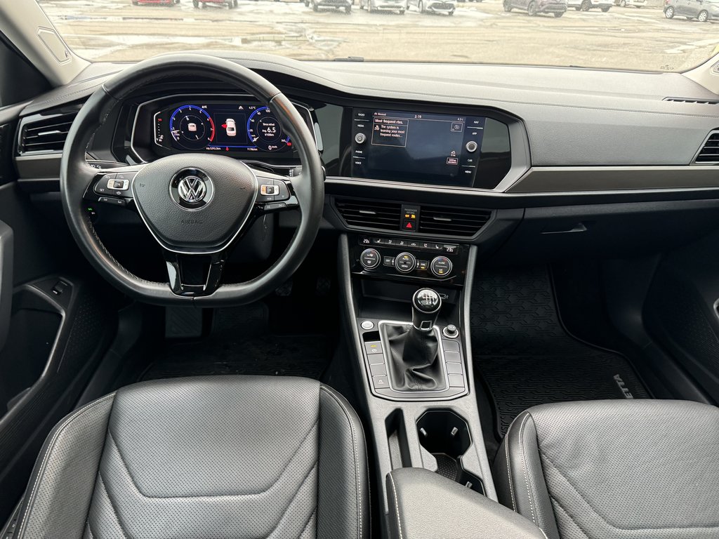 Jetta EXECLINE PANROOF LEATHER 6SPD NAVIGATION 2019 à Hawkesbury, Ontario - 10 - w1024h768px