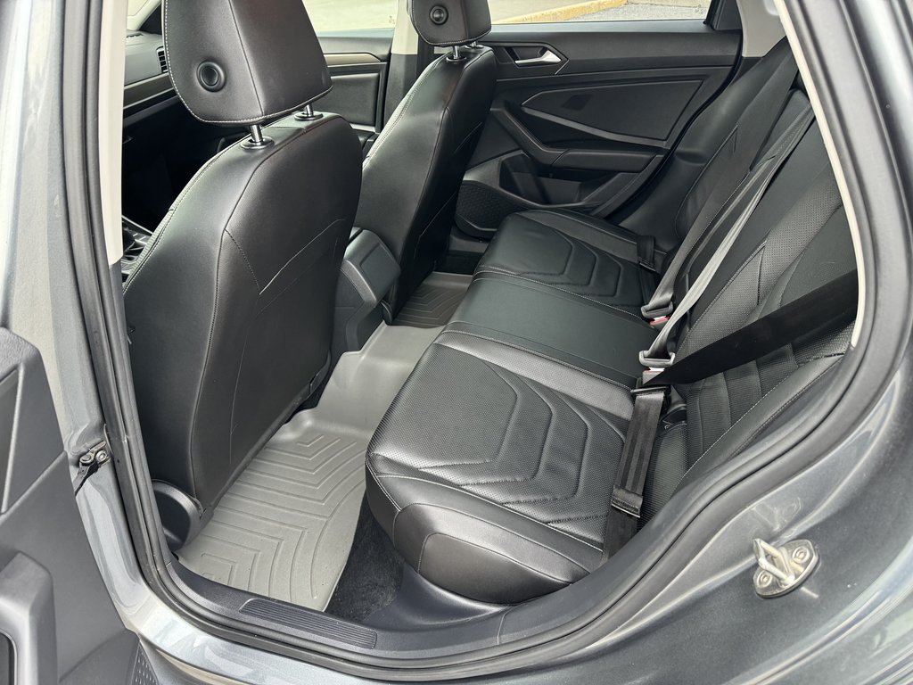 Jetta EXECLINE PANROOF LEATHER 6SPD NAVIGATION 2019 à Hawkesbury, Ontario - 8 - w1024h768px