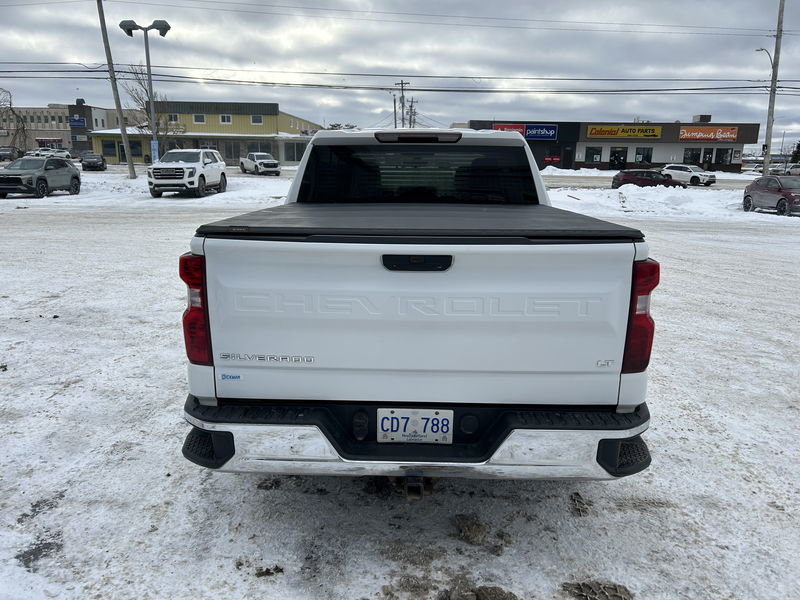 2019 Chevy Pickups Silverado 1500 LT in Gander, Newfoundland and Labrador - 6 - w1024h768px