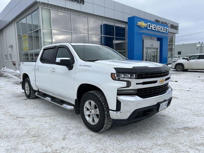 2019 Chevy Pickups Silverado 1500 LT in Gander, Newfoundland and Labrador - 1 - w1024h768px