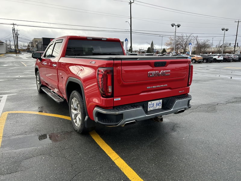 2019  Sierra 1500 SLT in St. John's, Newfoundland and Labrador - 5 - w1024h768px