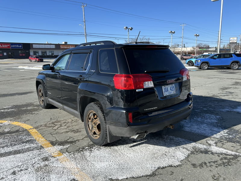 2017 GMC Utility Vehicles Terrain SLE in St. John's, Newfoundland and Labrador - 5 - w1024h768px