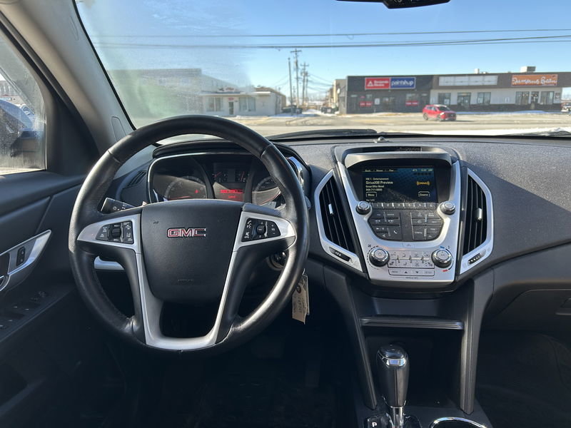 2017 GMC Utility Vehicles Terrain SLE in St. John's, Newfoundland and Labrador - 9 - w1024h768px