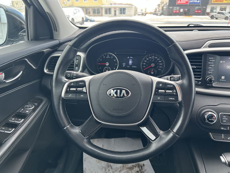 2020 Kia Sorento LX in Gander, Newfoundland and Labrador - 11 - w1024h768px