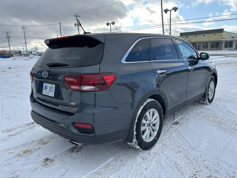 2020 Kia Sorento LX in Gander, Newfoundland and Labrador - 8 - w1024h768px