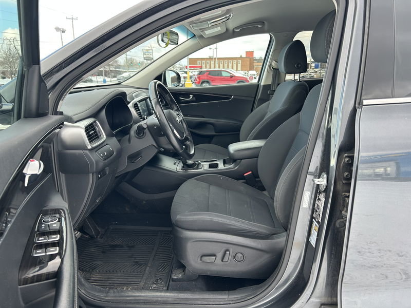 2020 Kia Sorento LX in Gander, Newfoundland and Labrador - 13 - w1024h768px