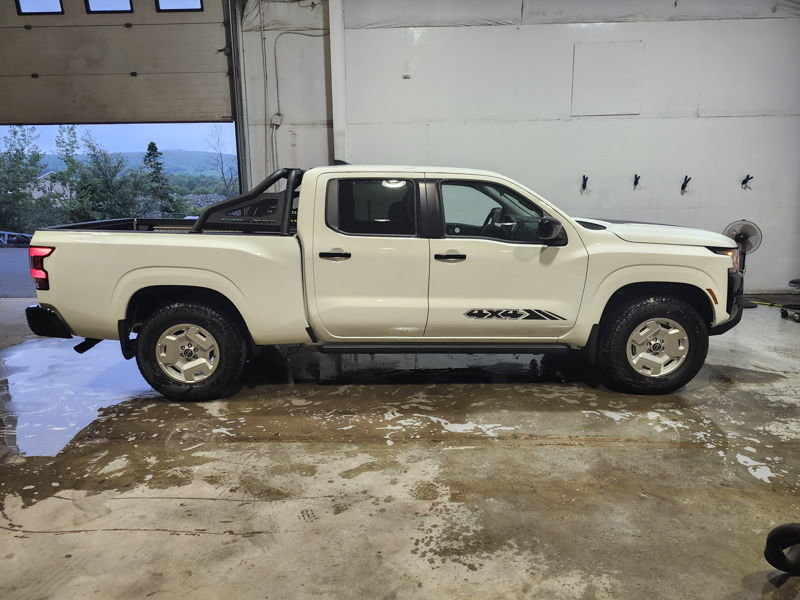 2024  Frontier Hardbody Edition in Newfoundland and Labrador, Newfoundland and Labrador - 4 - w1024h768px