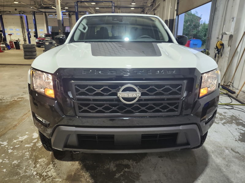 2024  Frontier Hardbody Edition in Clarenville, Newfoundland and Labrador - 3 - w1024h768px