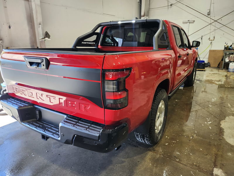 2024  Frontier Hardbody Edition in Clarenville, Newfoundland and Labrador - 15 - w1024h768px