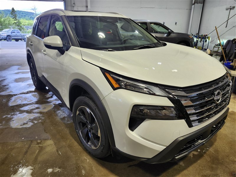 2024  Rogue SV Moonroof in Newfoundland and Labrador, Newfoundland and Labrador - 2 - w1024h768px