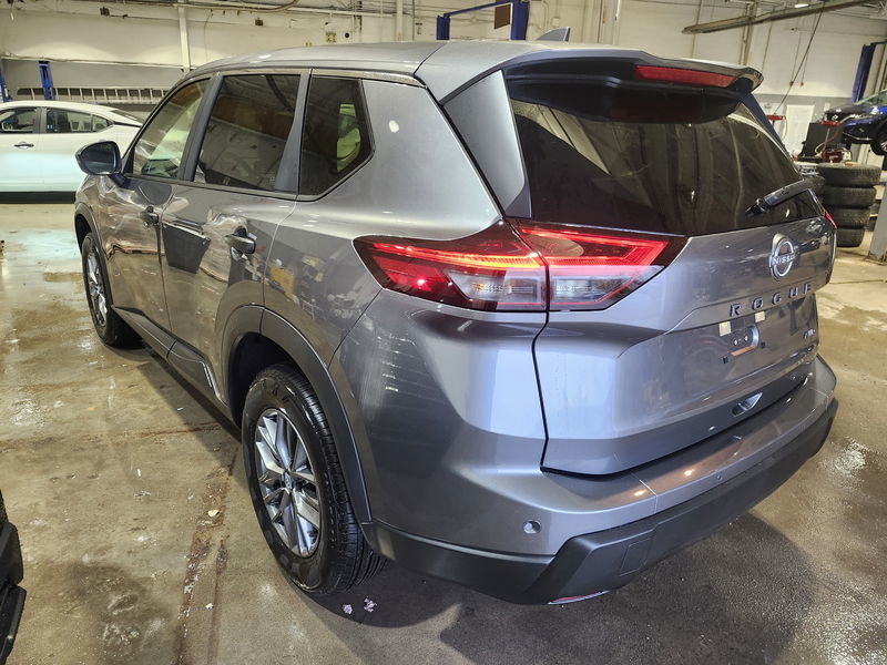 2025 Nissan Rogue S in St. John's, Newfoundland and Labrador - 16 - w1024h768px