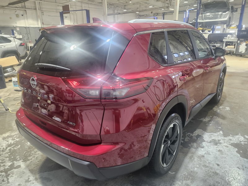 2025  Rogue SV Moonroof in Newfoundland and Labrador, Newfoundland and Labrador - 17 - w1024h768px