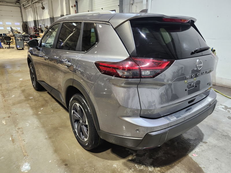 2025 Nissan Rogue SV Moonroof in St. John's, Newfoundland and Labrador - 18 - w1024h768px