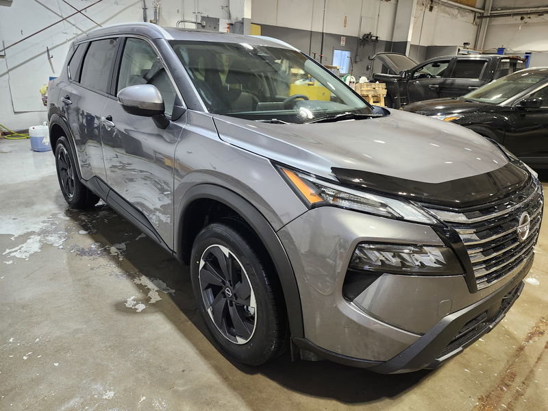 2025 Nissan Rogue SV Moonroof in St. John's, Newfoundland and Labrador - 2 - w1024h768px