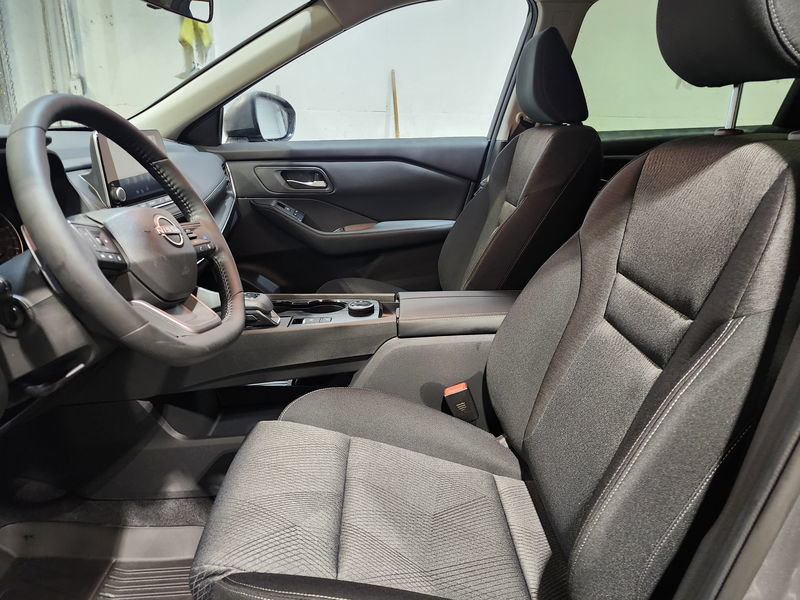 2025 Nissan Rogue SV Moonroof in St. John's, Newfoundland and Labrador - 5 - w1024h768px