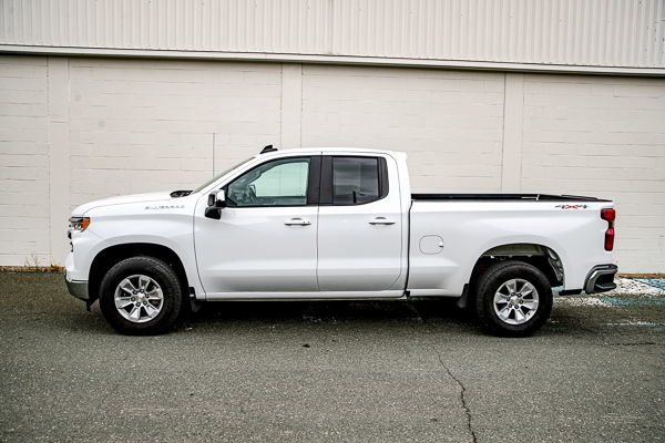 2022  Silverado 1500 LT in Newfoundland, Newfoundland and Labrador - 2 - w1024h768px