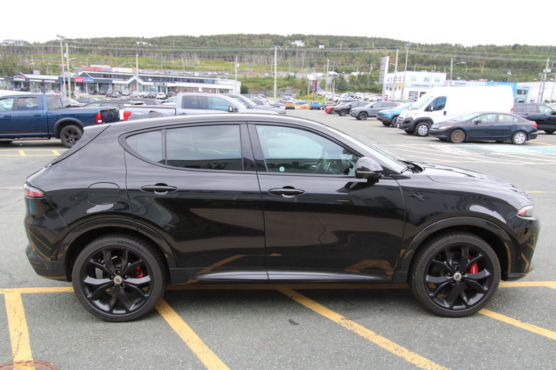 2024  HORNET R/T in St. John's, Newfoundland and Labrador - 5 - w1024h768px