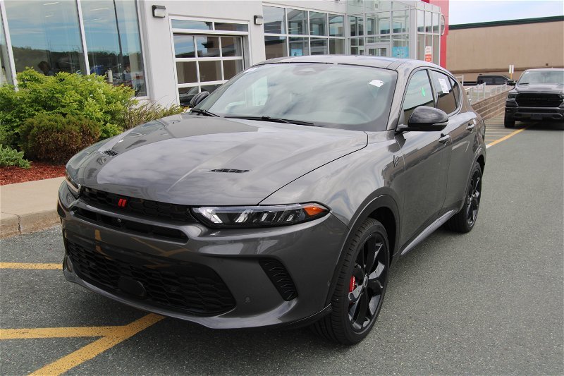 2024  HORNET R/T Plus in St. John's, Newfoundland and Labrador - 1 - w1024h768px