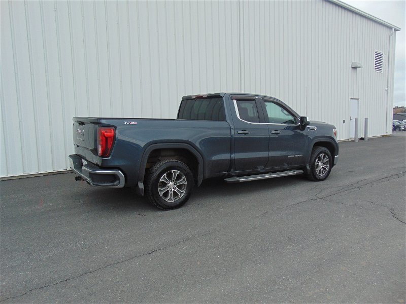 2019  Sierra 1500 SLE in Clarenville, Newfoundland and Labrador - 6 - w1024h768px