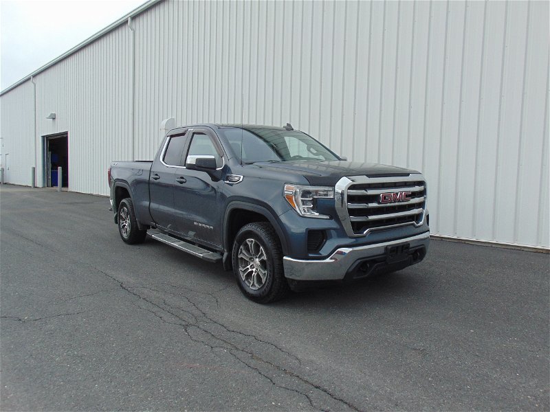 2019  Sierra 1500 SLE in Clarenville, Newfoundland and Labrador - 1 - w1024h768px