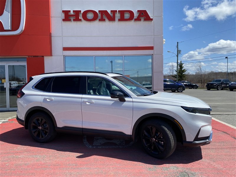 2024  CR-V HYBRID Touring in St. John's, Newfoundland and Labrador - 1 - w1024h768px