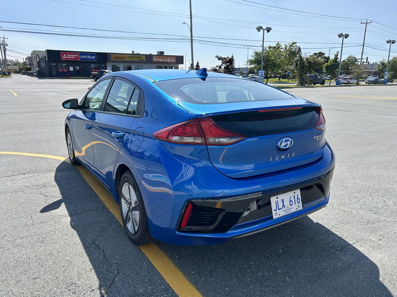 2018  IONIQ HYBRID SE in Burin bay Arm, Newfoundland and Labrador - 5 - w1024h768px