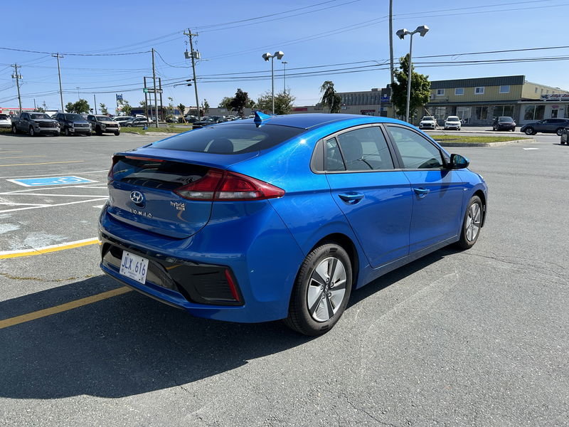 2018  IONIQ HYBRID SE in Burin bay Arm, Newfoundland and Labrador - 7 - w1024h768px