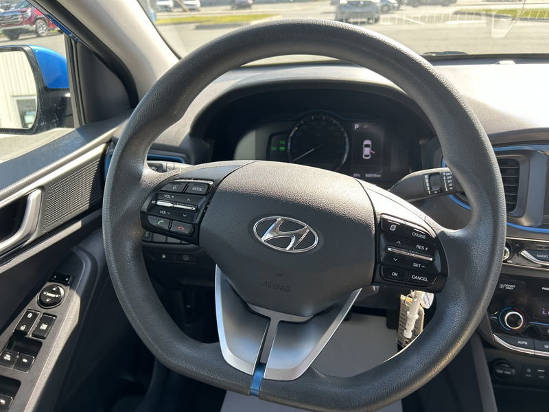 2018  IONIQ HYBRID SE in Gander, Newfoundland and Labrador - 11 - w1024h768px