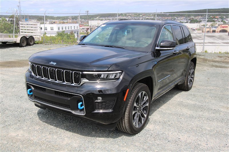 2023  Grand Cherokee 4xe Overland in St. John's, Newfoundland and Labrador - 1 - w1024h768px