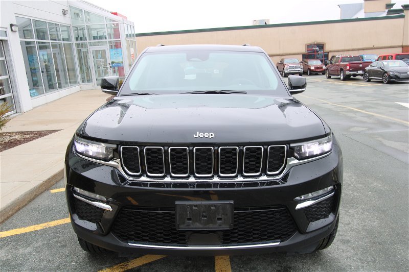 2023  Grand Cherokee Limited in Gander, Newfoundland and Labrador - 5 - w1024h768px