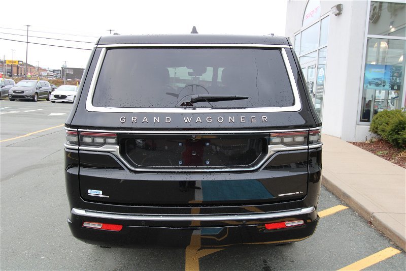 2023  Grand Wagoneer L Series III in St. John's, Newfoundland and Labrador - 3 - w1024h768px