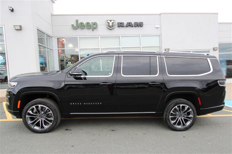 2023  Grand Wagoneer L Series III in St. John's, Newfoundland and Labrador - 2 - w1024h768px