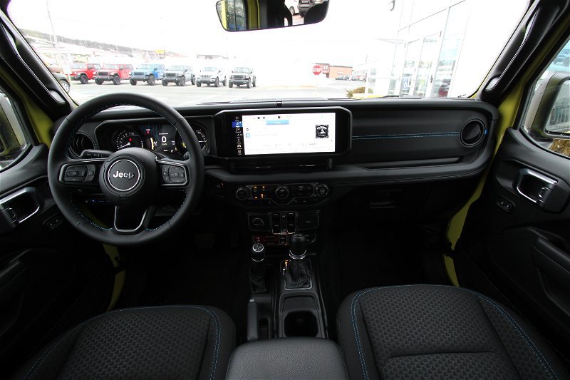 2024  Wrangler 4xe Rubicon in St. John's, Newfoundland and Labrador - 8 - w1024h768px